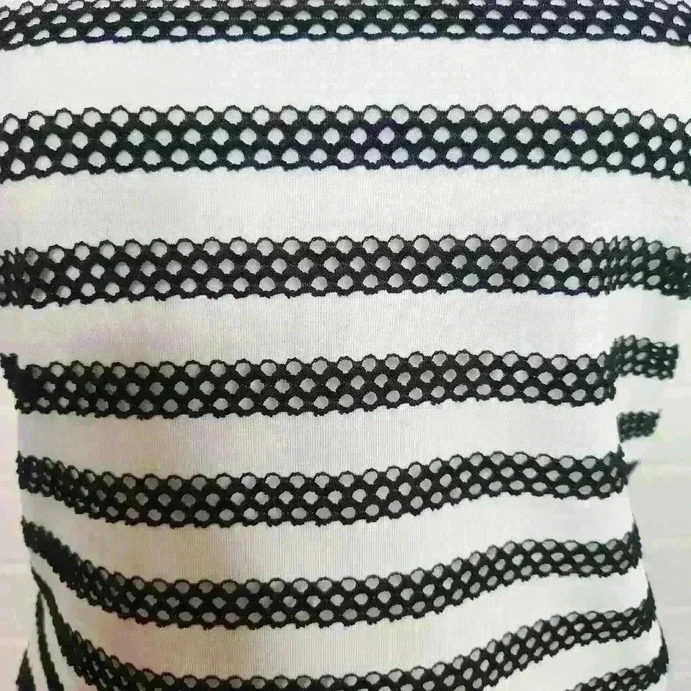 White House Black Market women's black & white striped blouse size XS - Picture 3 of 8